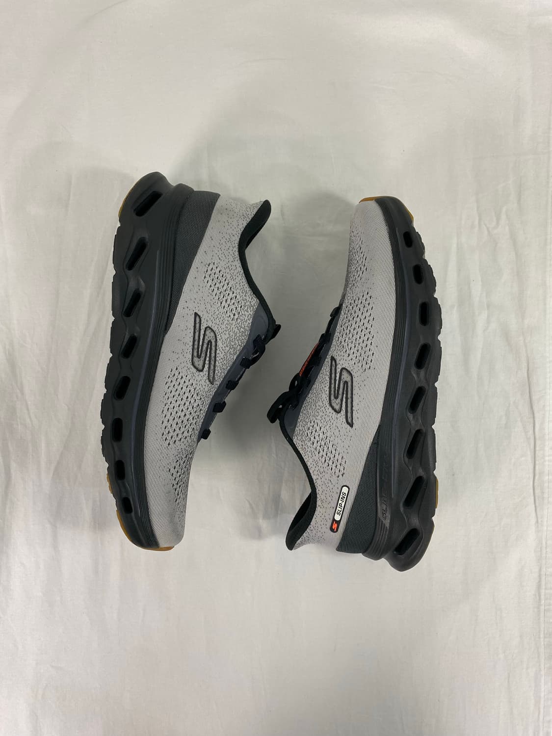 스케쳐스 고워크 글라이드 스텝 2.0 슬립인스 265  상품이미지2