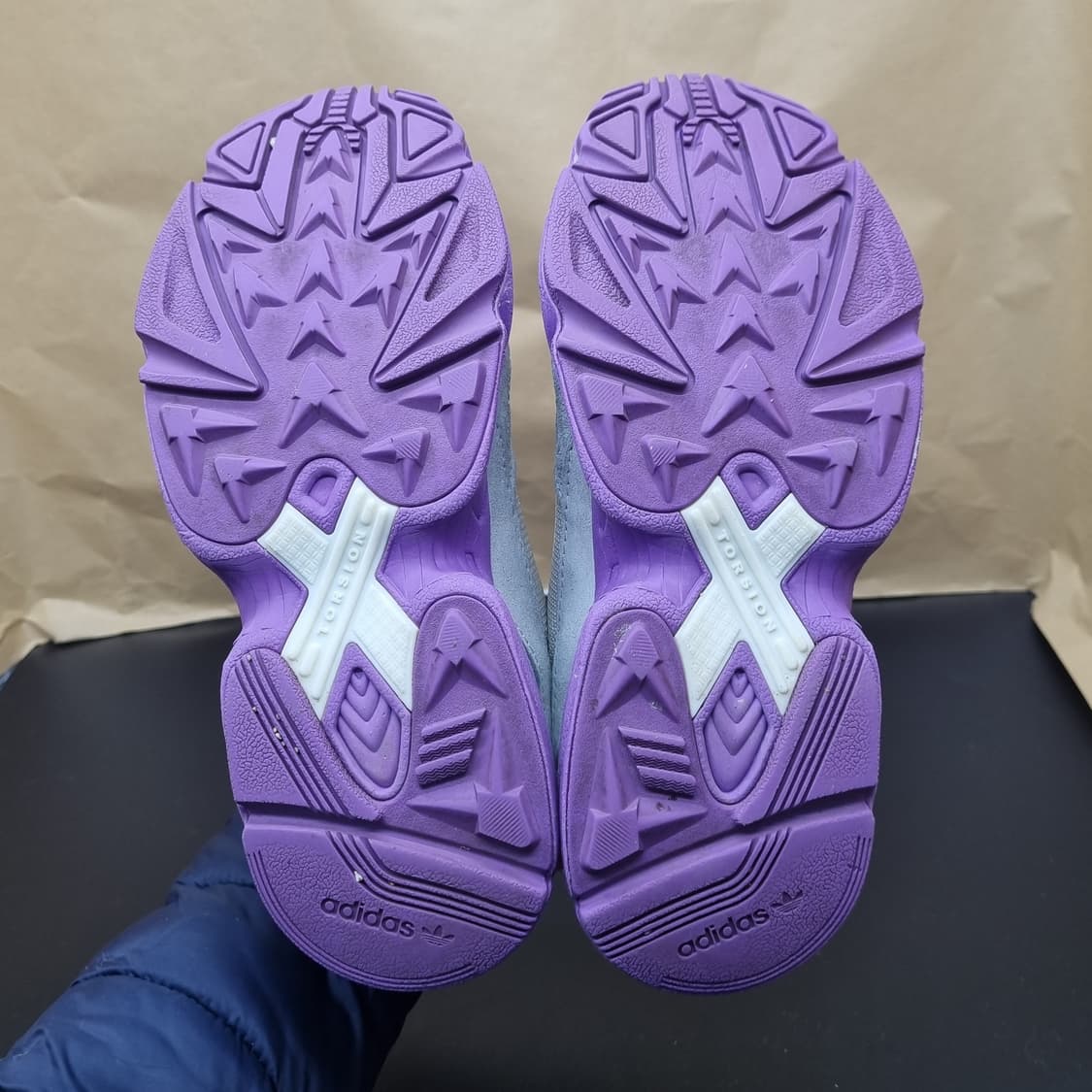 아디다스 팔콘 운동화 225 상품이미지3