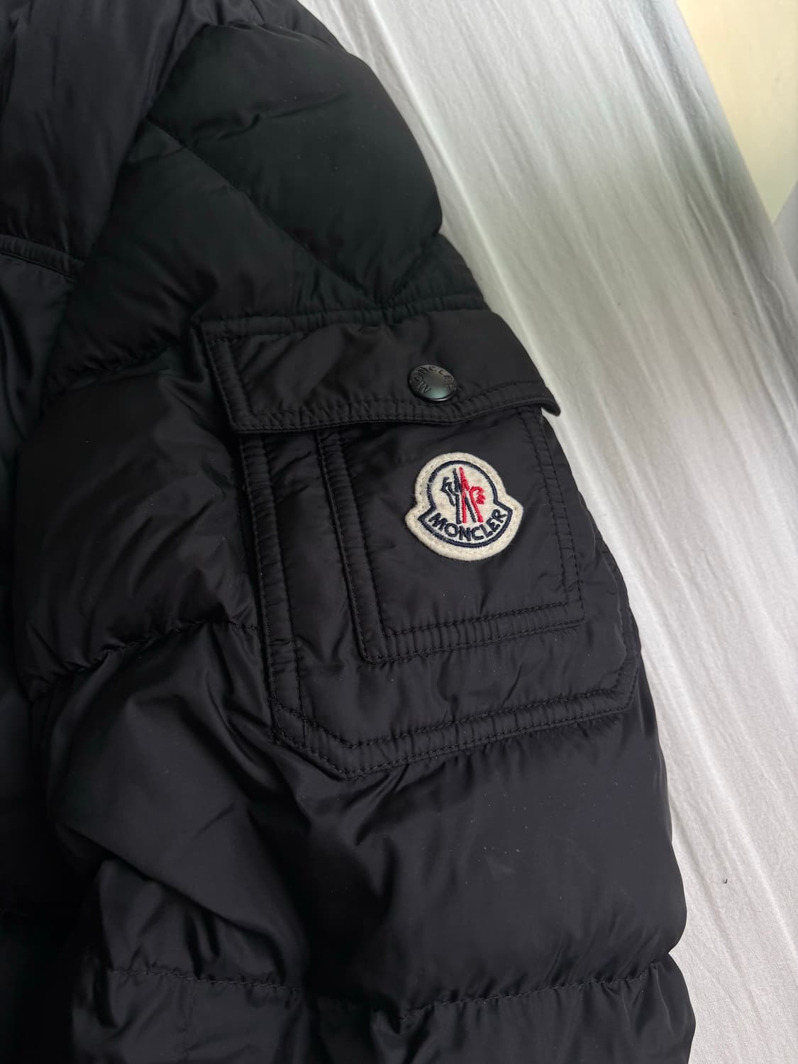 몽클레어 패딩 마르크 3사이즈 블랙 상품이미지2