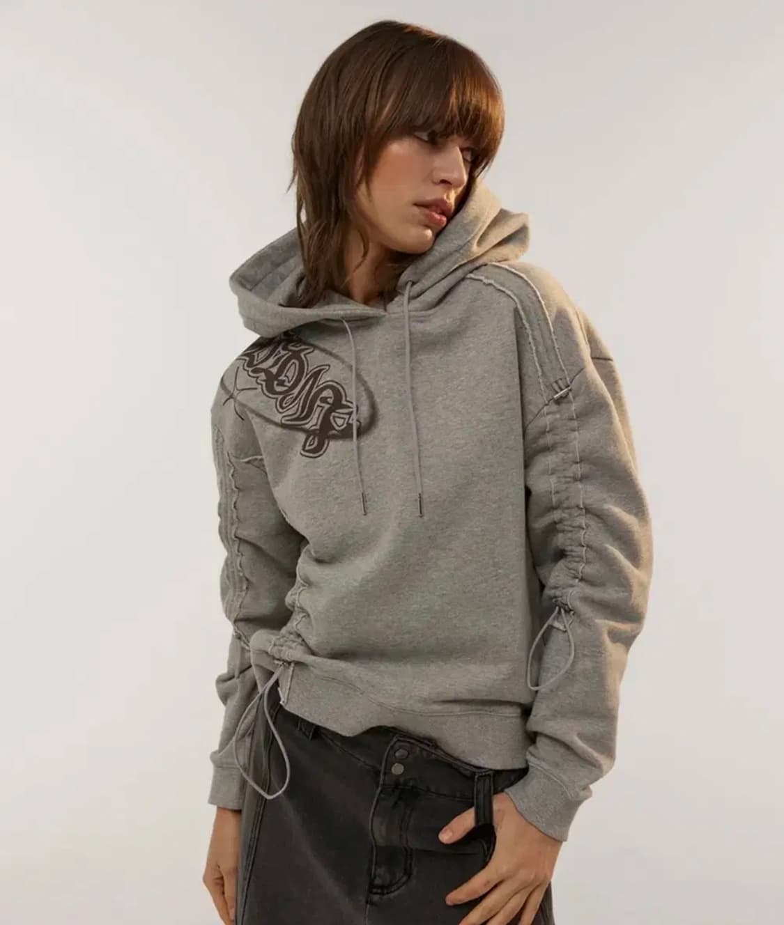 오디너리 홀리데이 셔링 오버핏 후드티 상품이미지1