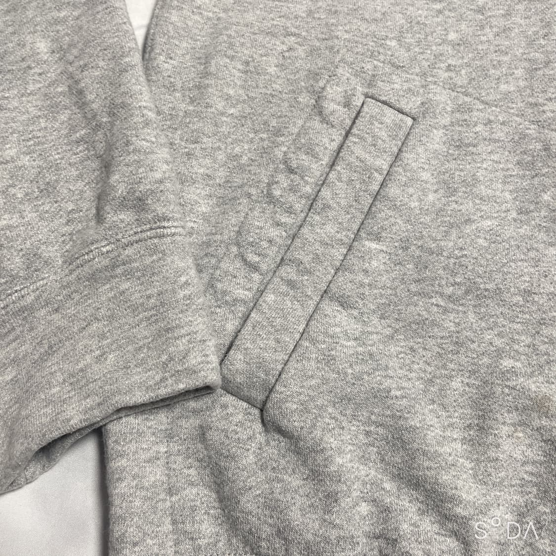 꼼데가르송 멀티 하트 스탠드 칼라 집업 스웨트셔츠 XL 상품이미지8