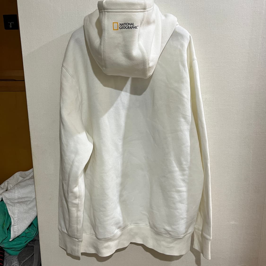 (XXL) 내셔널 지오그래픽 그래피티 자수 후드티셔츠 상품이미지2