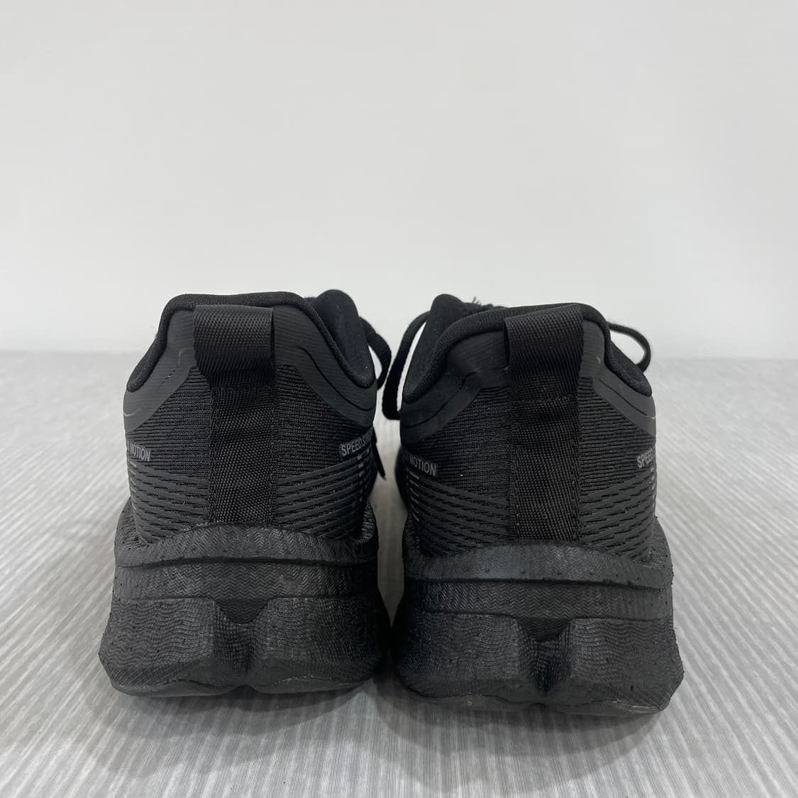 718) 까발로 런닝화 280mm 상품이미지4