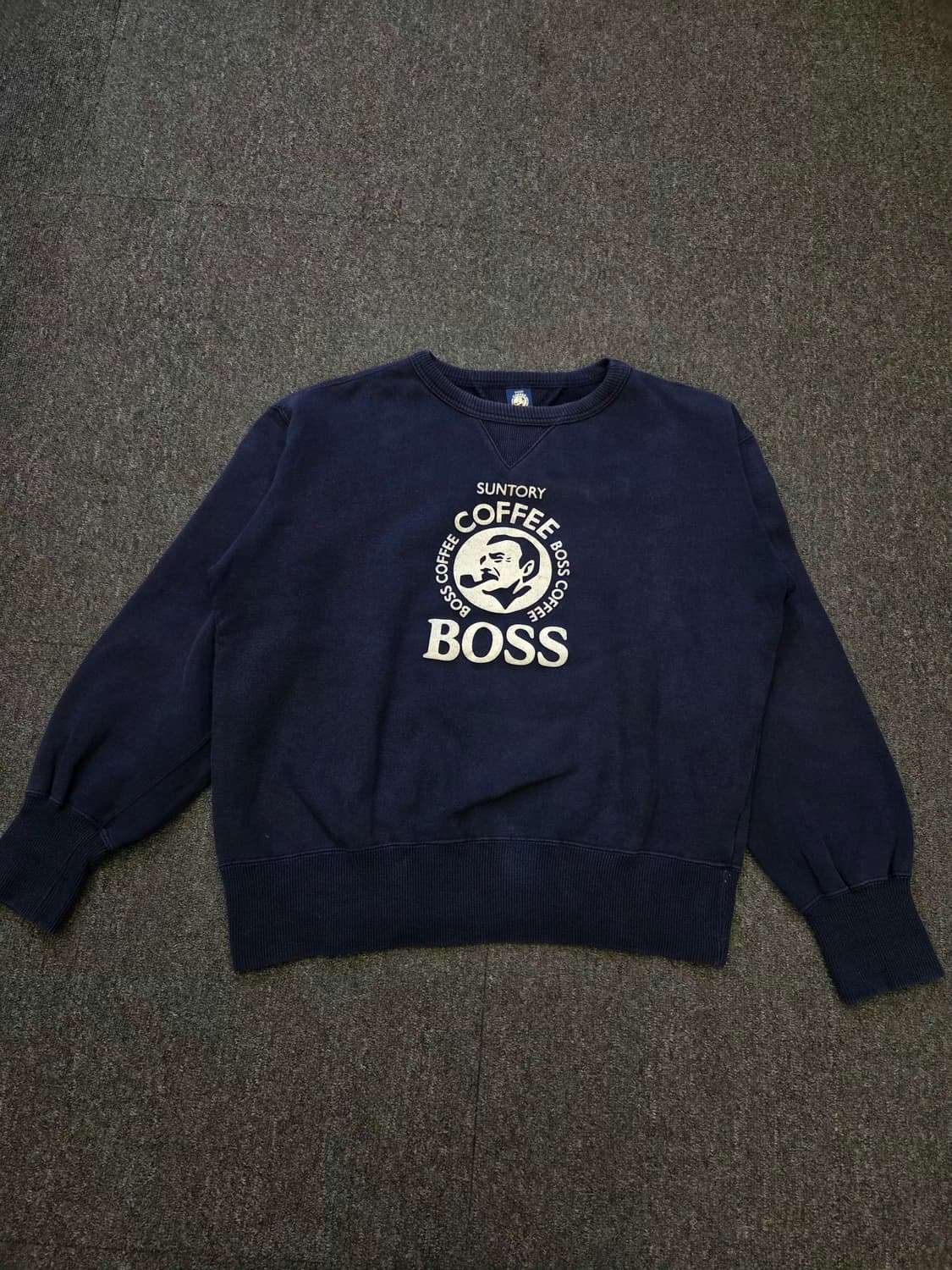 산토리 보스 커피 스웻셔츠 상품이미지2