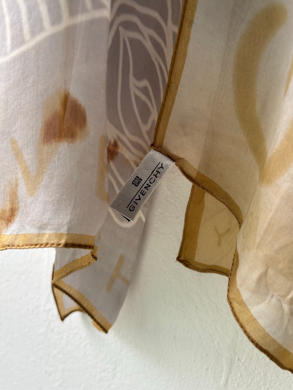 지방시 실크 스카프 상품이미지8