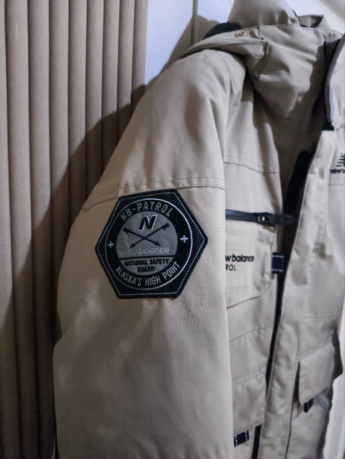 S 뉴발란스 패트롤 구스다운 패딩 점퍼 상품이미지2