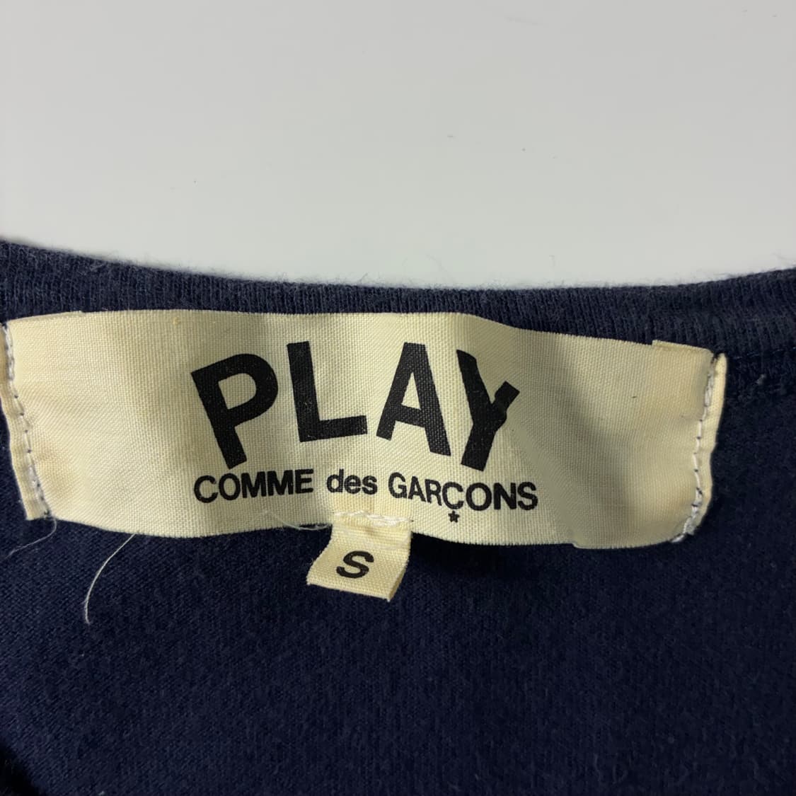 Comme des garsons  꼼데가르송 화트와펜 네이비 반팔티셔츠  상품이미지3
