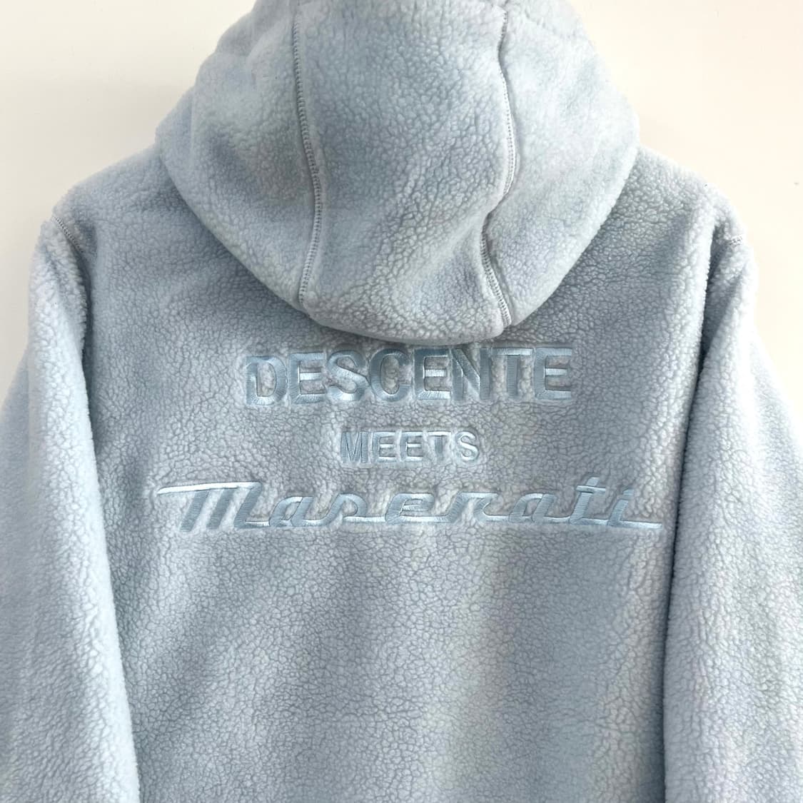 데상트x마세라티 스카이블루 셰르파 플리스 자켓 상품이미지7