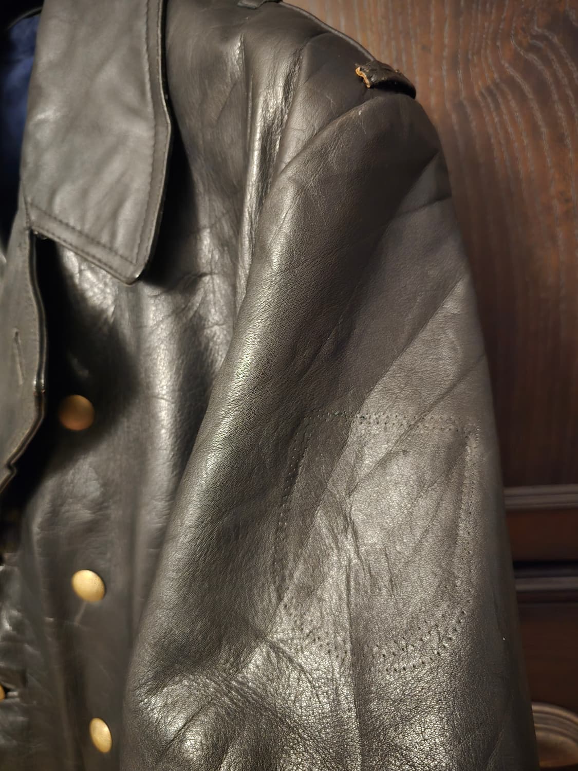 80s 독일 펄리스맨 가죽 더블코트입니다. 상품이미지3