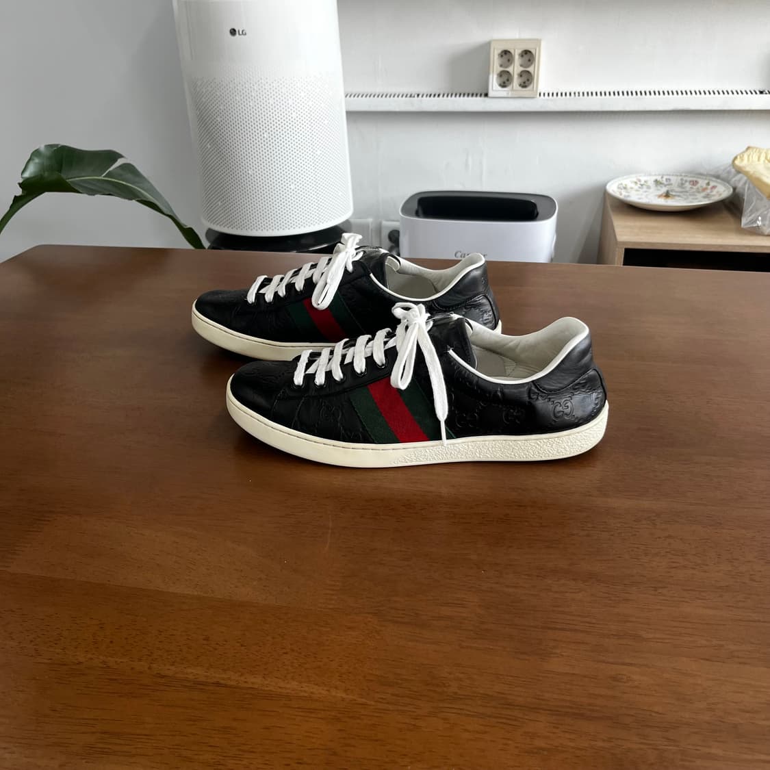 구찌 에이스 레더 스니커즈 Uk8 상품이미지1