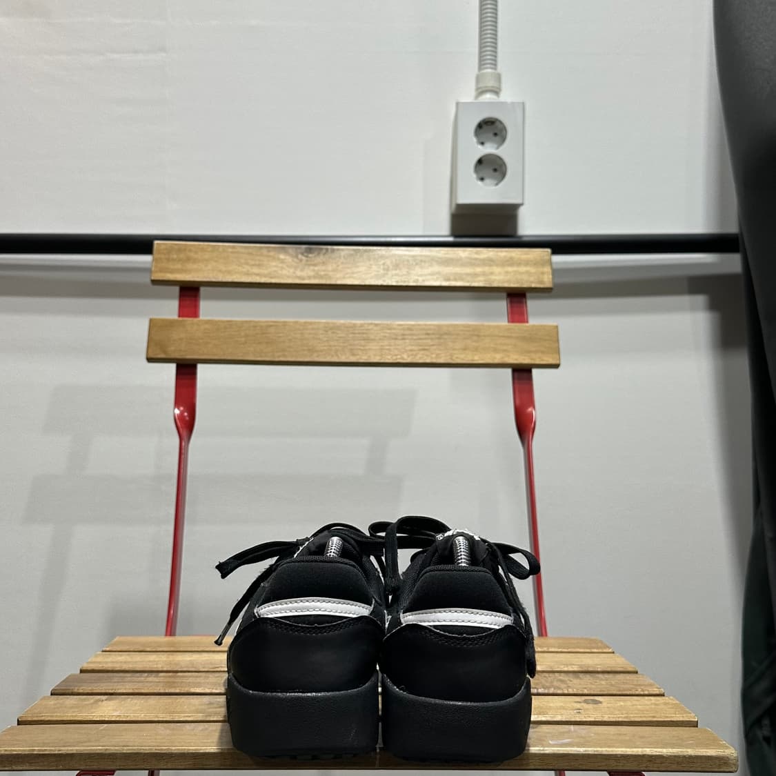 245) 나이키 운동화 여성 여자 신발 테라 만타 블랙 상품이미지4