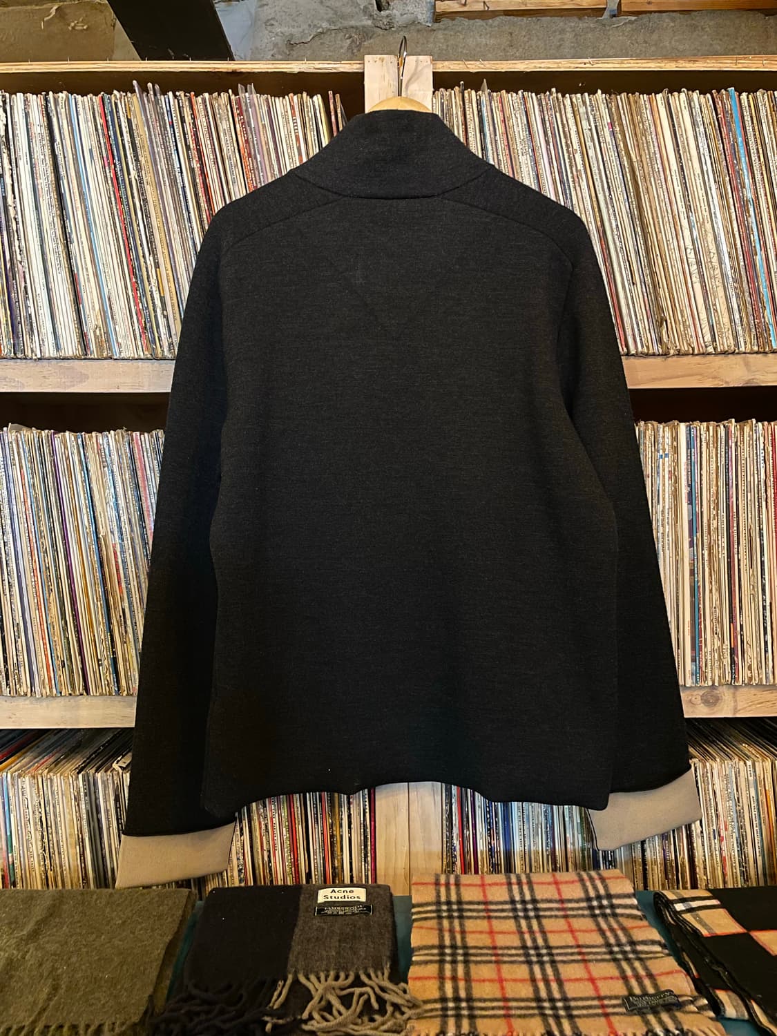 보테가베네타 20SS 풀집업 니트 상품이미지7