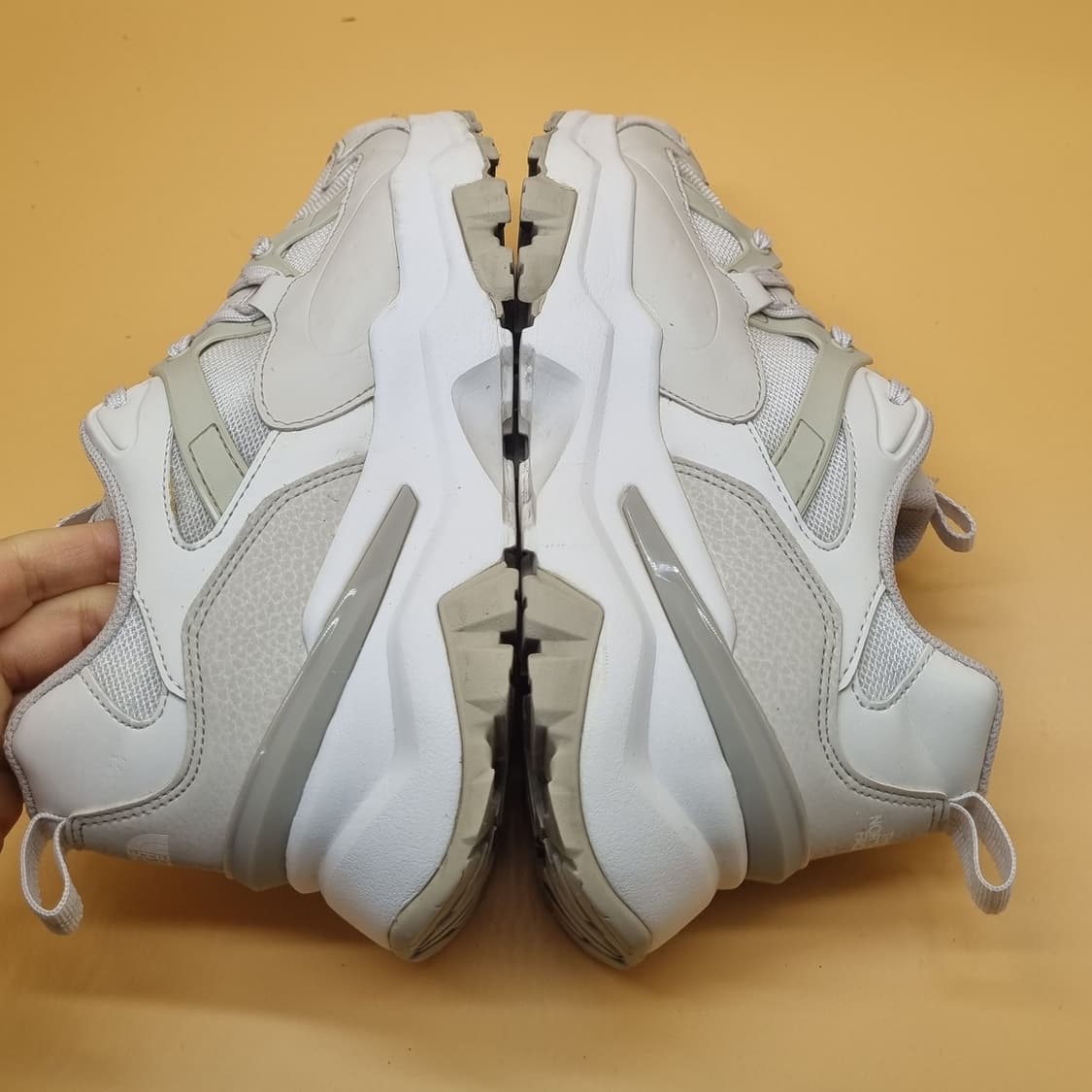 노스페이스 헥사 여성운동화240. 상품이미지5