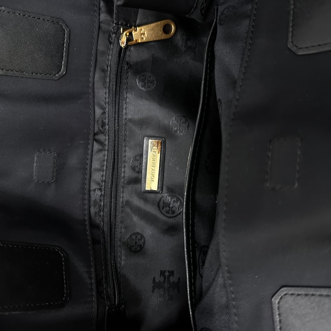 토리버치 엘라 스네이크 여성 토트백 숄더백 블랙 상품이미지8