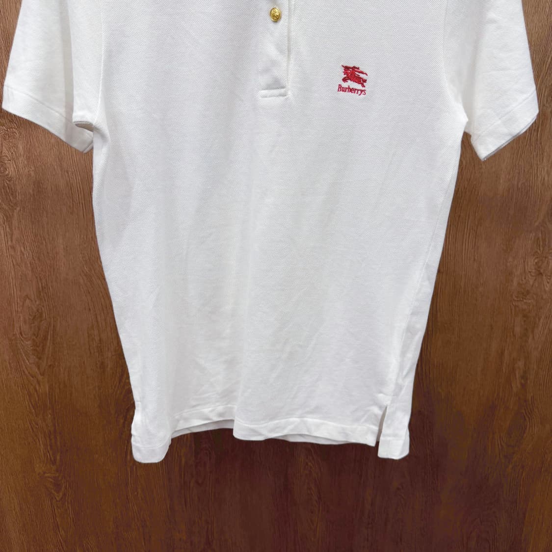 버버리 코튼 PK 티셔츠 배색 패턴 카라 골드 버튼 디테일 화이트 상품이미지5