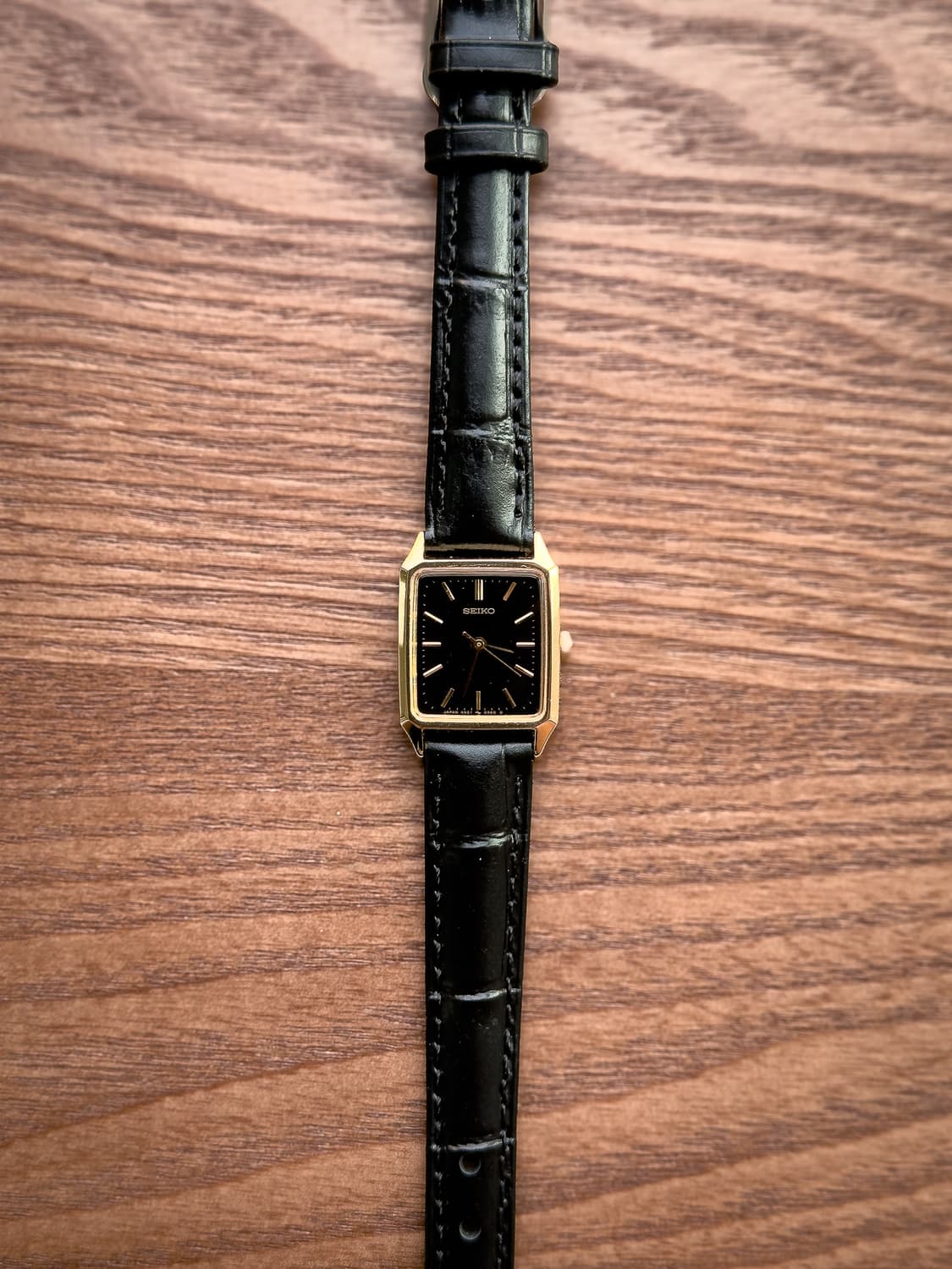 빈티지 세이코 블랙 탱크 골드 드레스 워치 미니멀 레트로 시계 상품이미지2