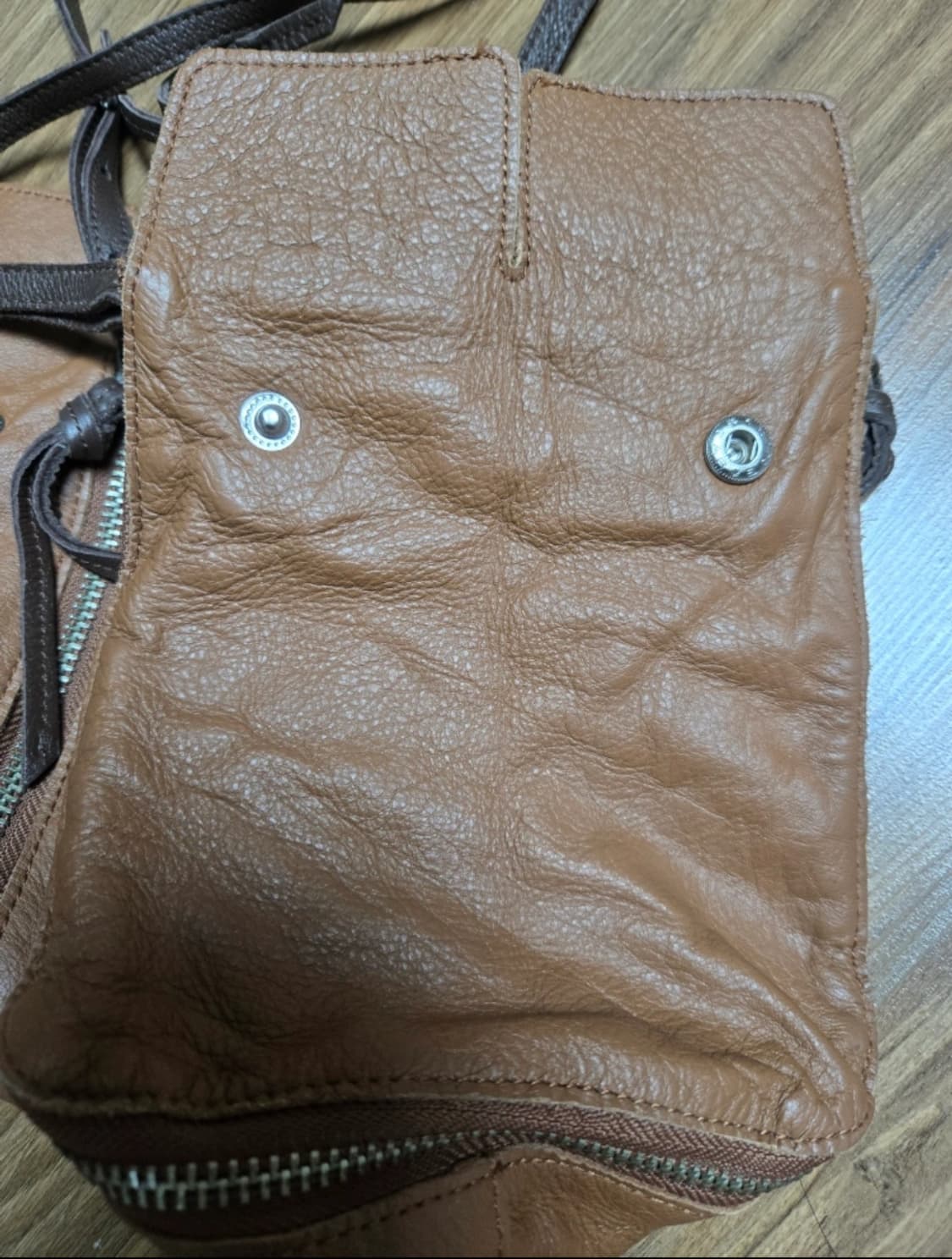 Thursday Island 가죽 해먹백 숄더백 [정품] 상품이미지4