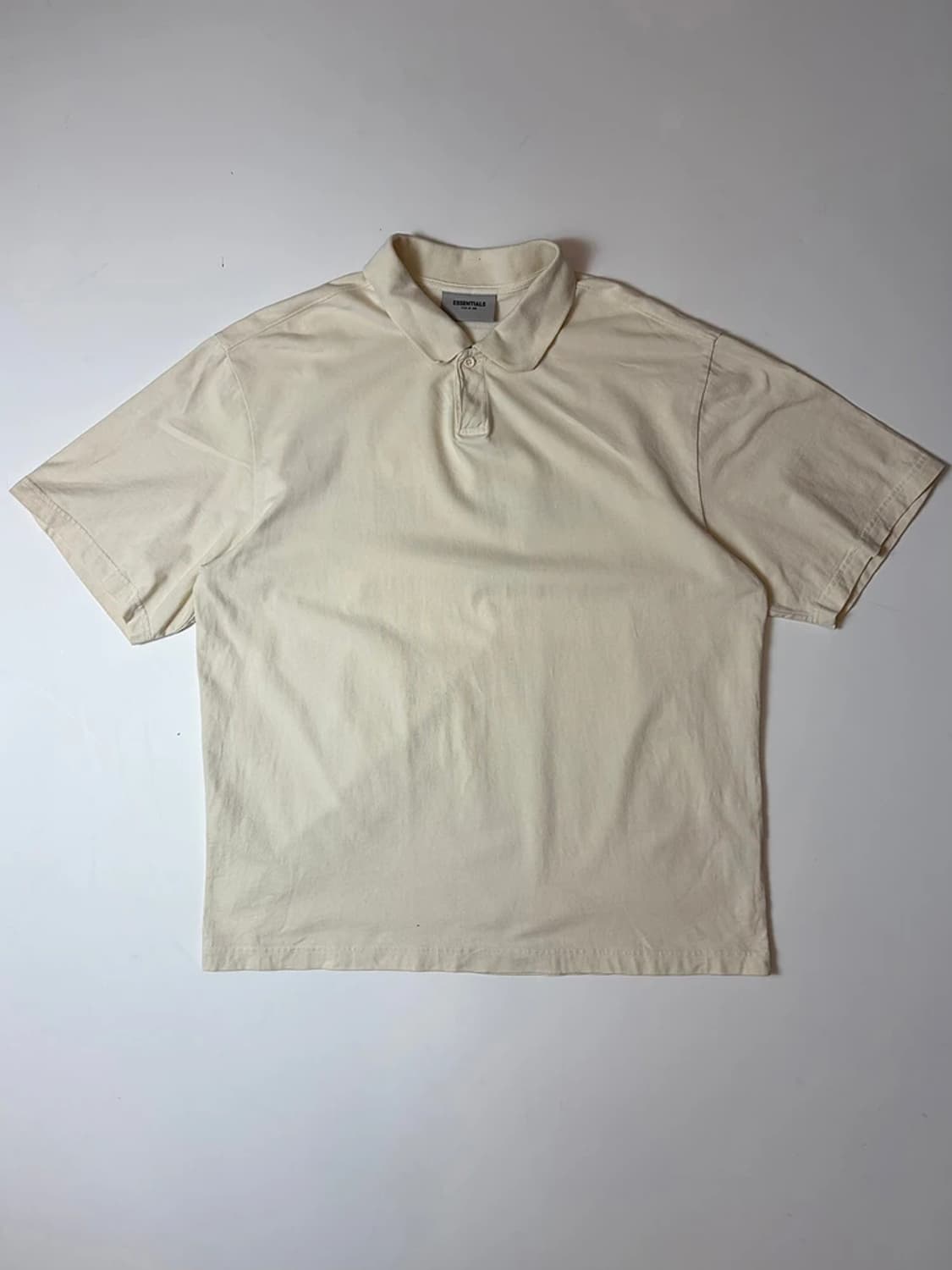 에센셜 피어오브갓 백로고 카라 반팔 티셔츠 PN9568 상품이미지3