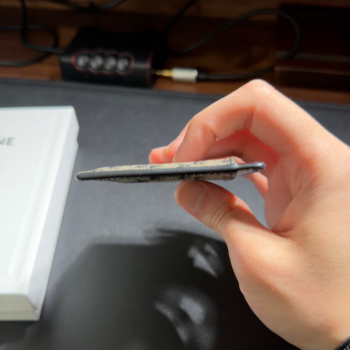 셀린느 트리옹프 캔버스 카드지갑 상품이미지6