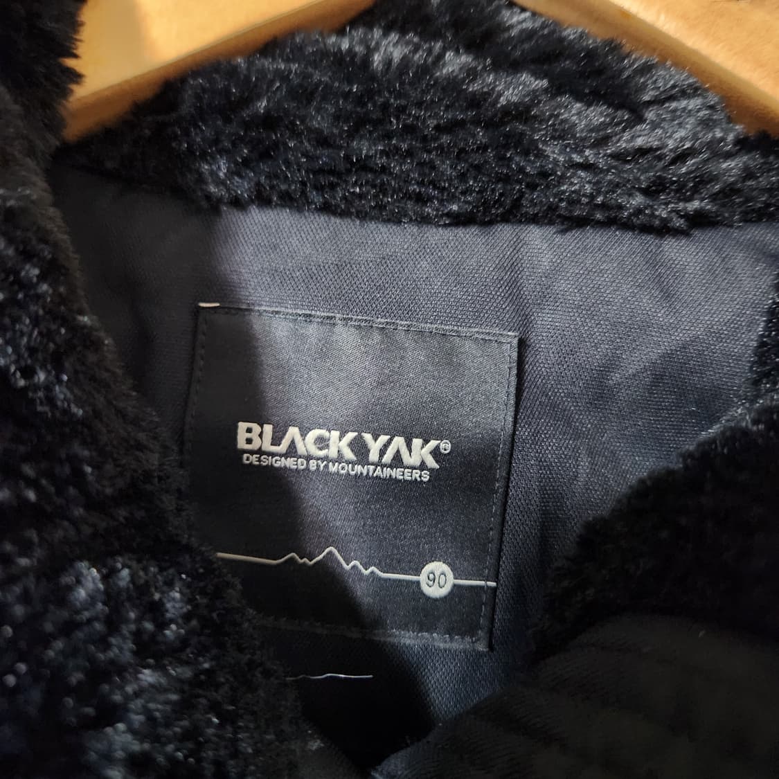 J194 [90] 블랙야크 롯지네오 오리털 패딩 점퍼 상품이미지3