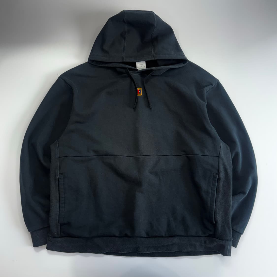 Nike 나이키 스몰로고 블랙 후드티  상품이미지3