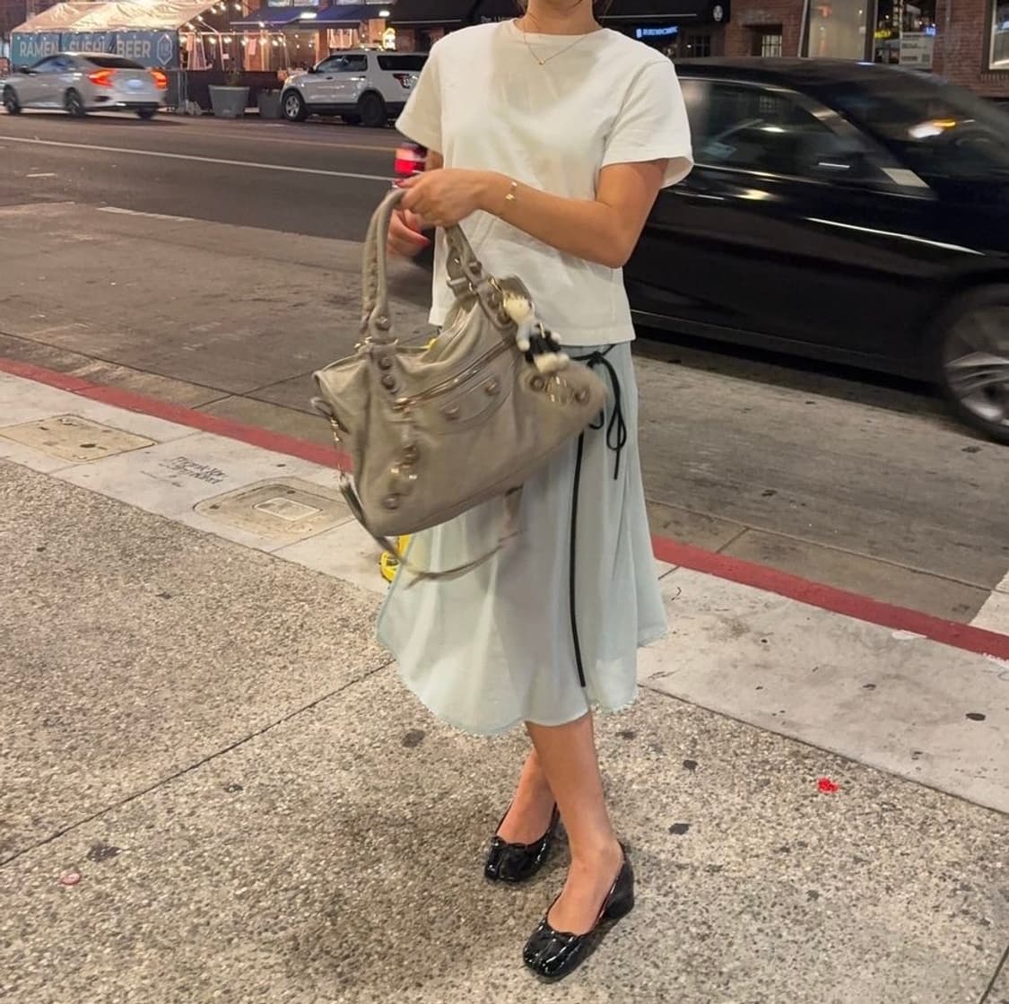 발렌시아가 르 시티 모터백 자이언트 파트타이머 올리브그레이 상품이미지10