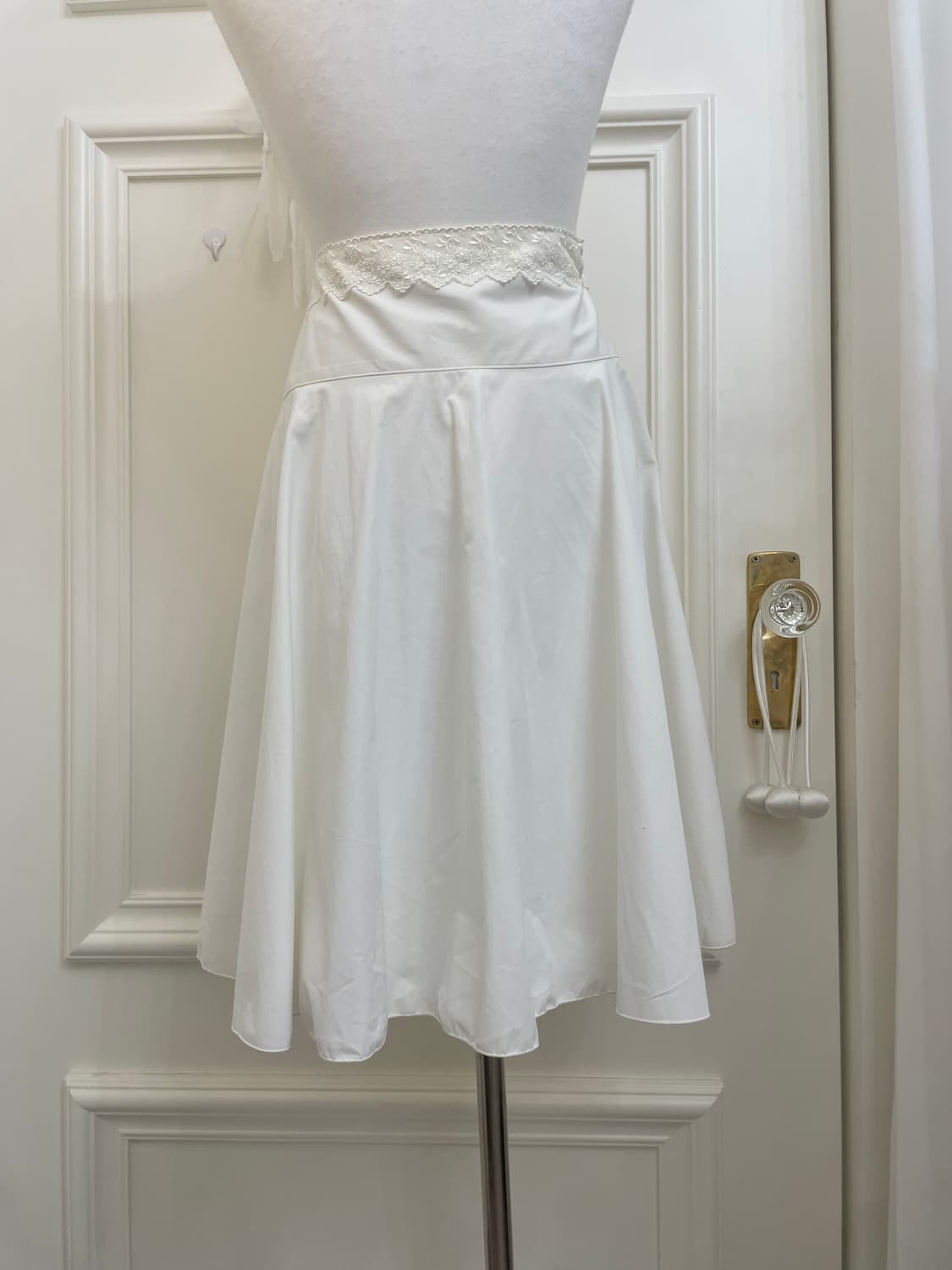 white waist lace point flare midi skirt 상품이미지4