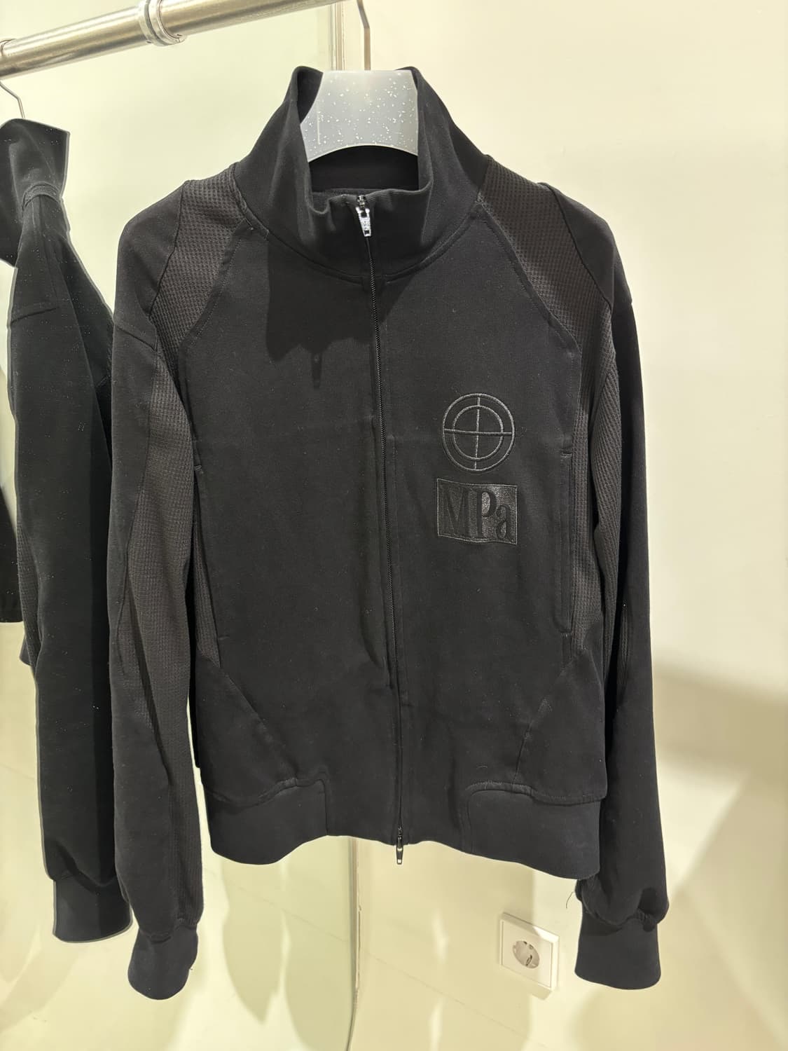 (M) MPa CONTRAST ZIPPED JACKET Black 상품이미지1