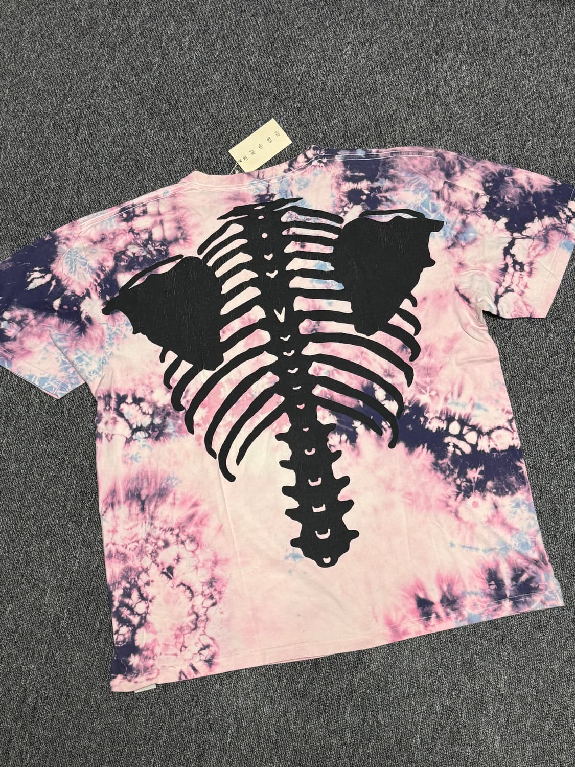 캐피탈 타이다이 본 반팔티 상품이미지1