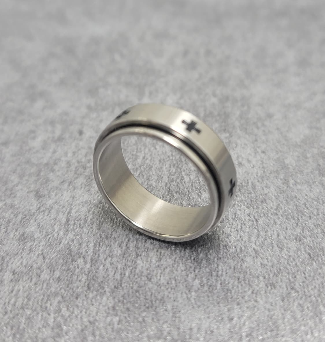 써지컬스틸 Black Cross Ring 상품이미지5