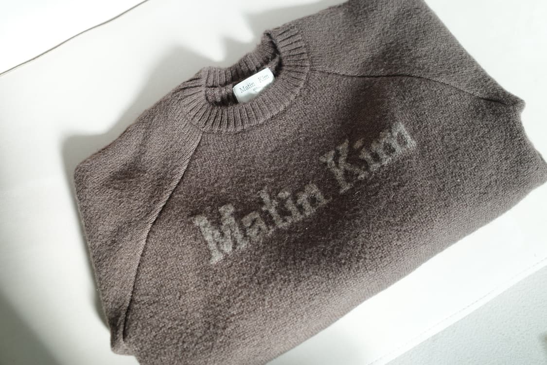 마뗑킴 Matin kim 로고 니트 (브라운) 상품이미지2