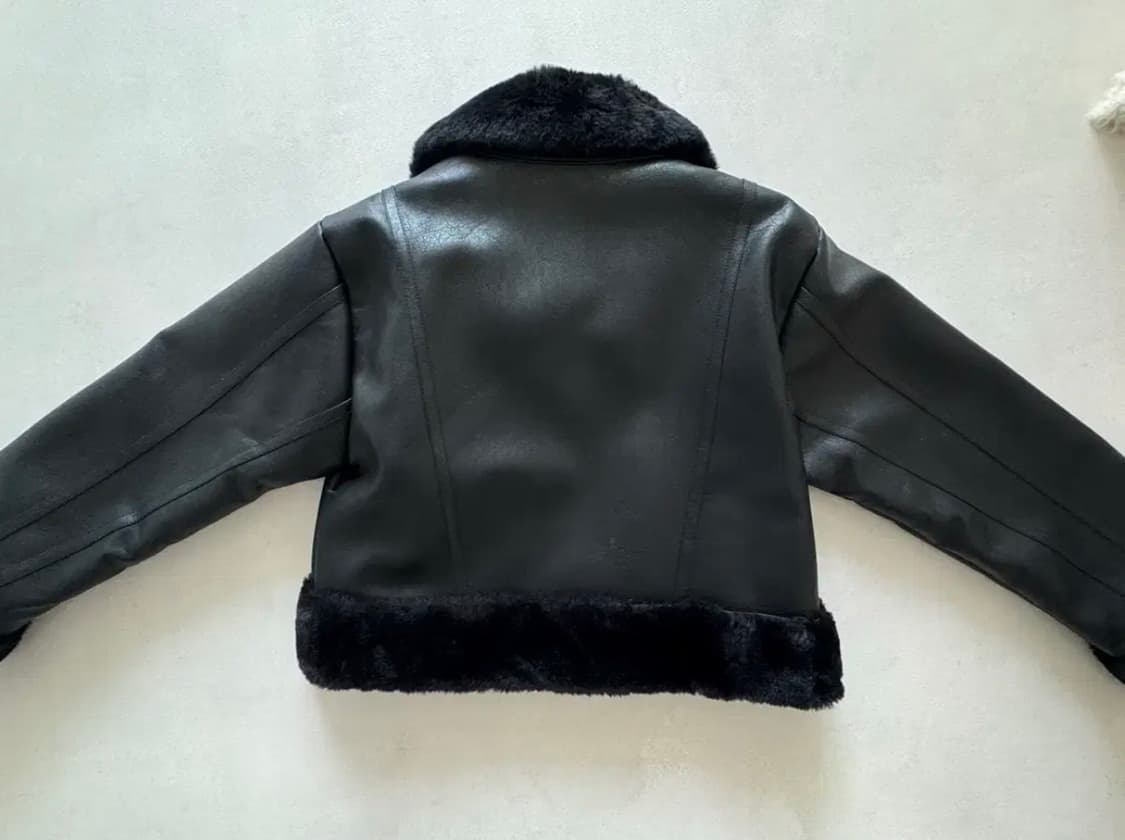 보헴서 무스탕 24fw 상품이미지2