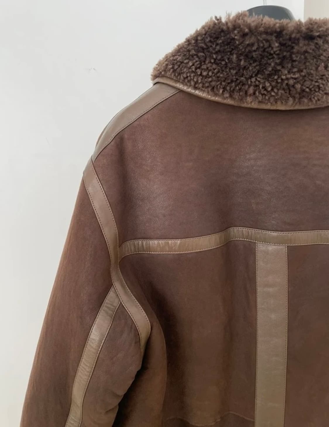 르메르 리버시블 무스탕 48사이즈 상품이미지2