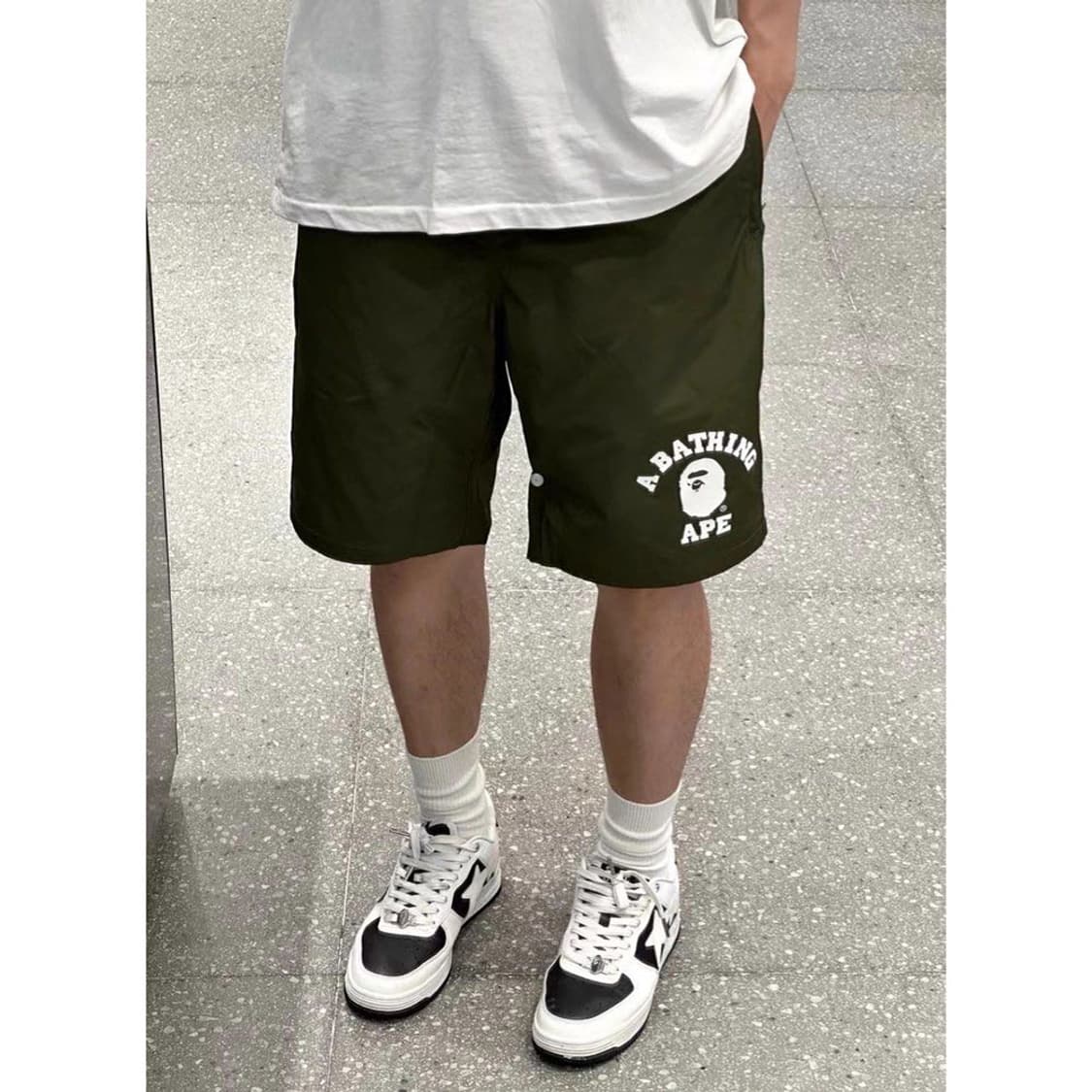 A BATHING APE College Beach Shorts 상품이미지3