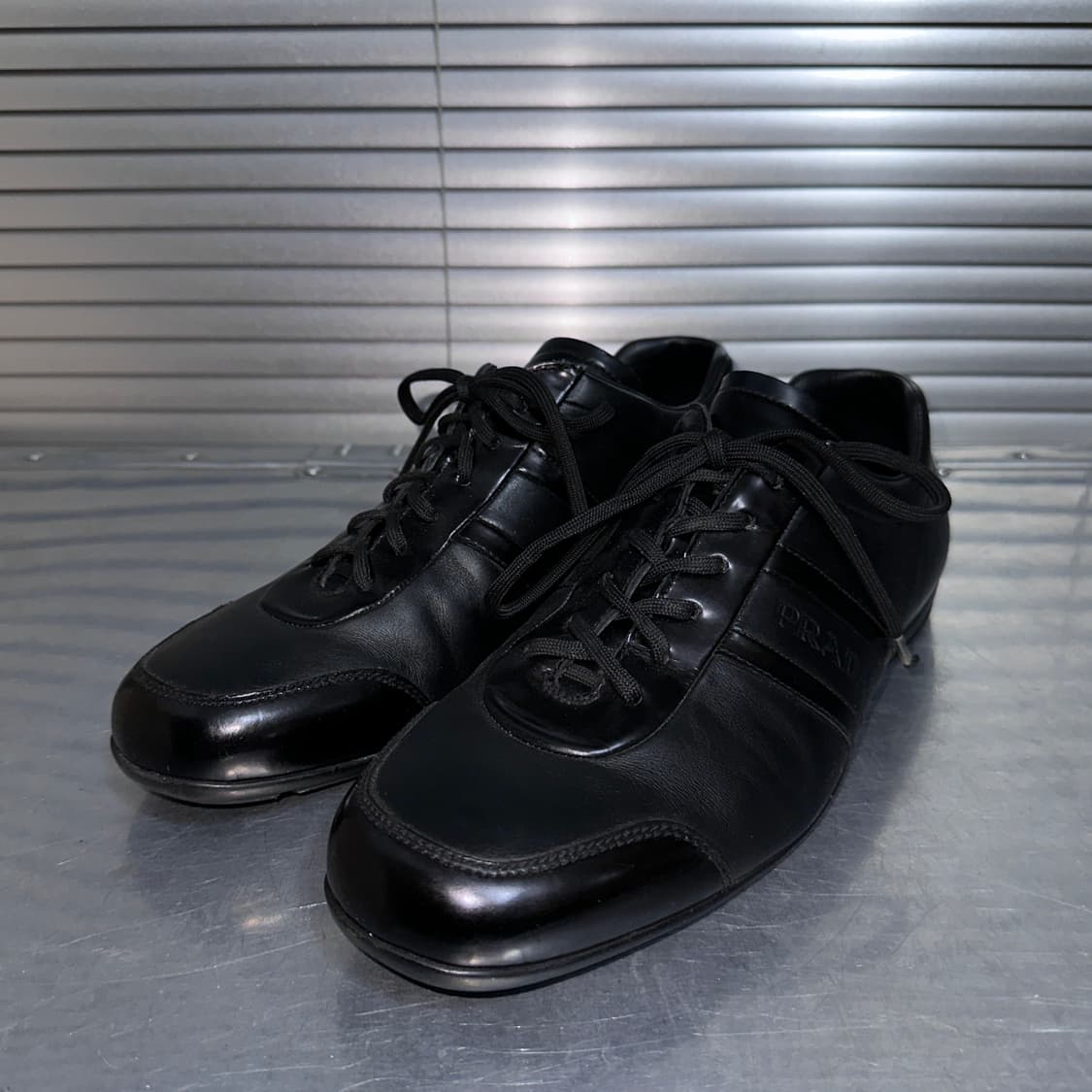 00s 레어 빈티지 프라다 스포츠 가죽 스니커즈 상품이미지4