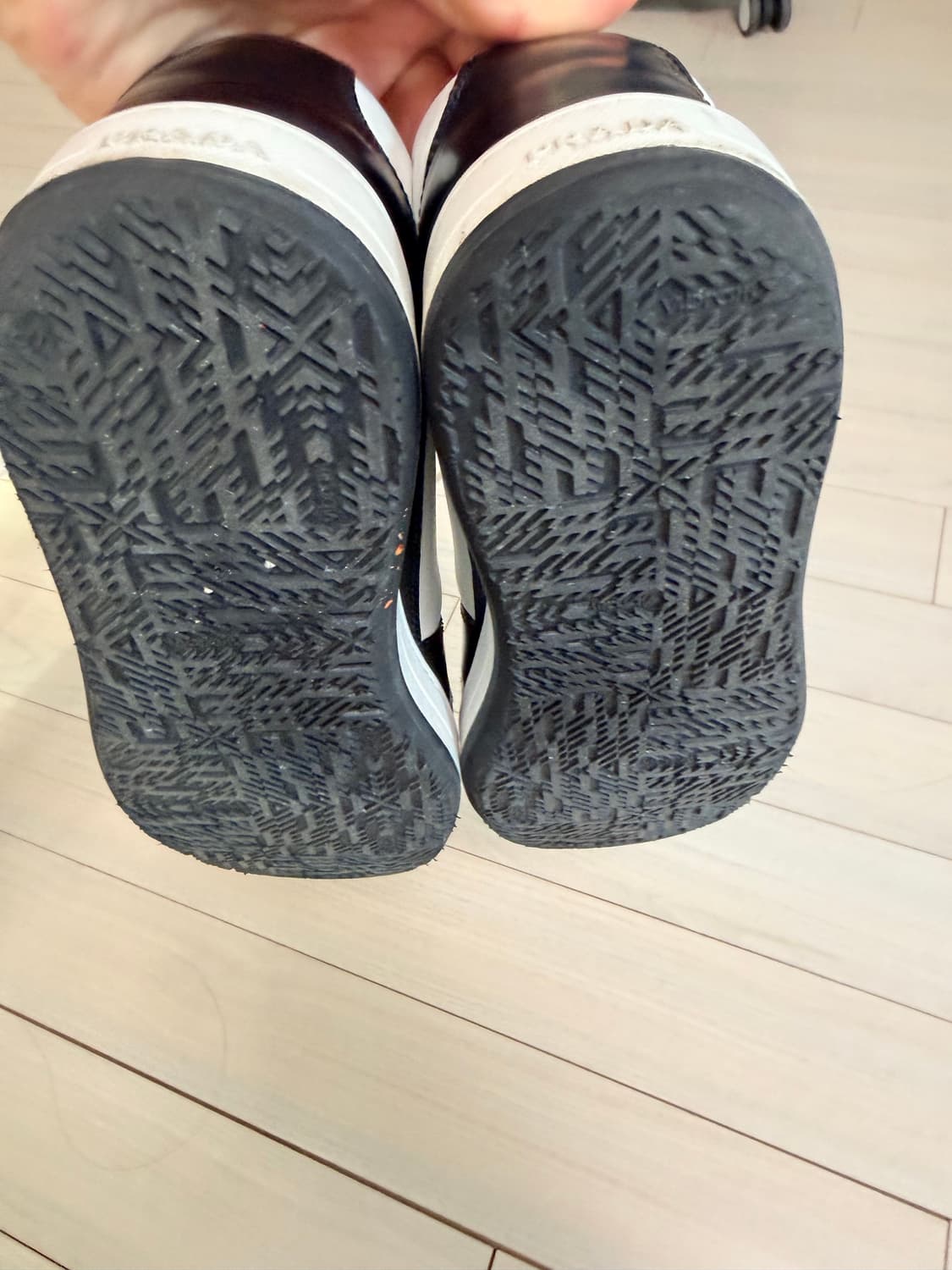 프라다 다운타운 레더 스니커즈 45사이즈 (정품) 상품이미지7