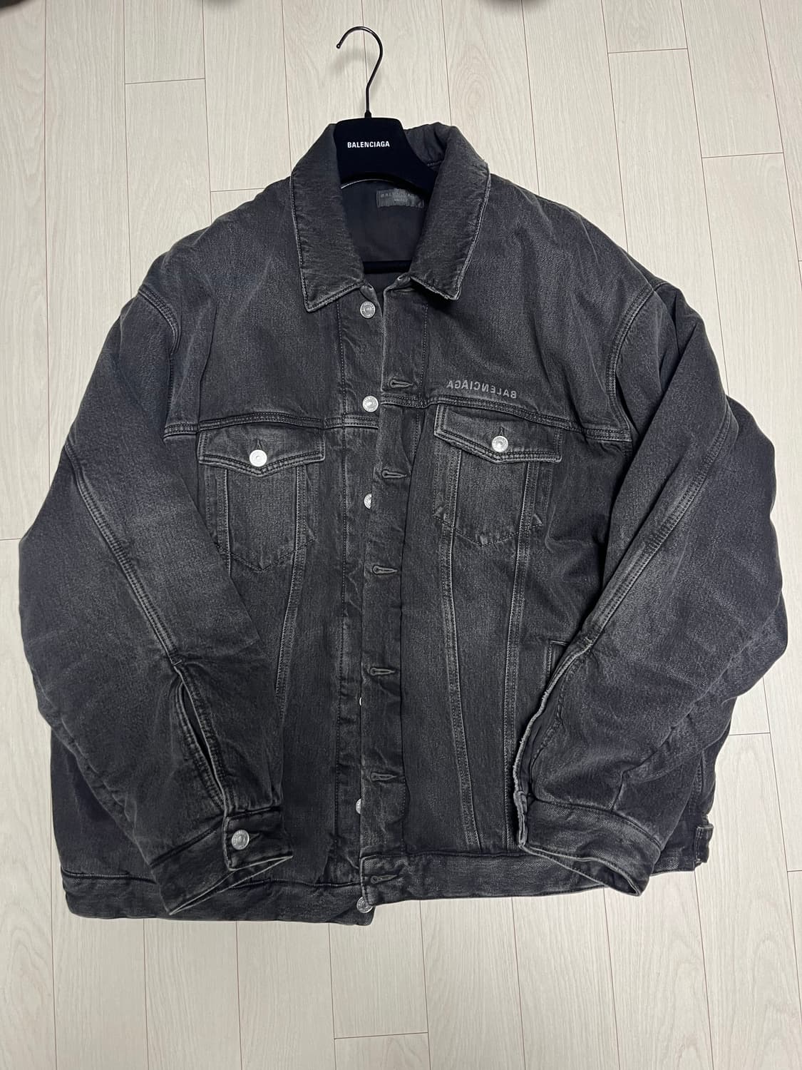 발렌시아가 미러로고 패디드데님자켓 상품이미지2