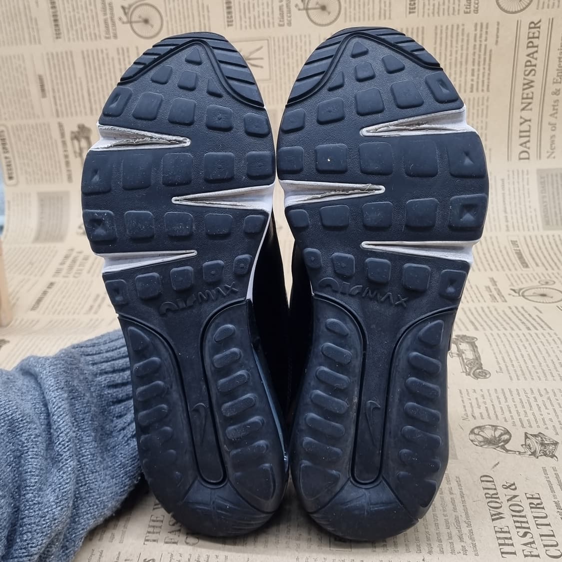 나이키 에어맥스 2090 여성운동화235 상품이미지3