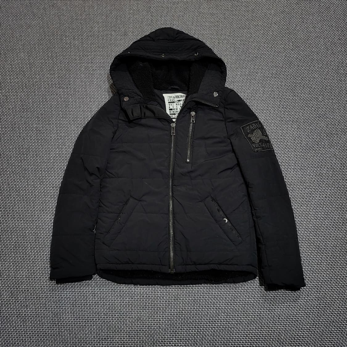 (여성) 쟈딕앤볼테르 사이드 로고 패딩 블랙 (XS) 상품이미지1