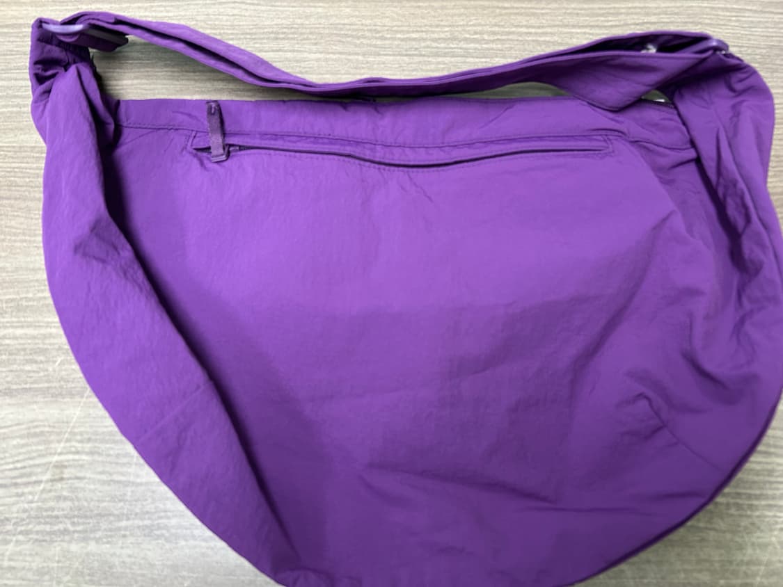 유니클로U 나일론 숄더백 퍼플 상품이미지3