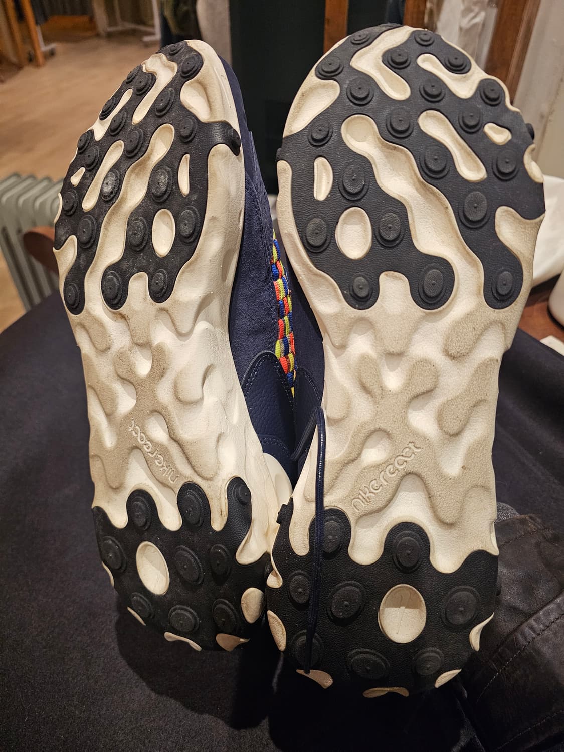 나이키 리액트 세르투 네이비컬러 us9.5 상품이미지2