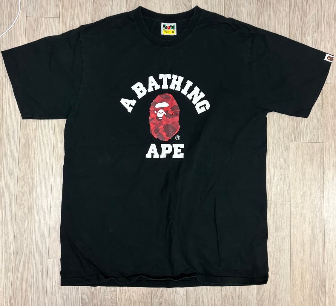 베이프 레드 카모 T 상품이미지1