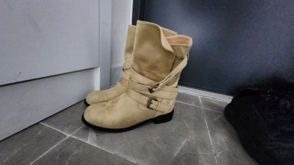 솔트앤초콜릿 벨티드 미들 부츠 베이지 235 상품이미지2