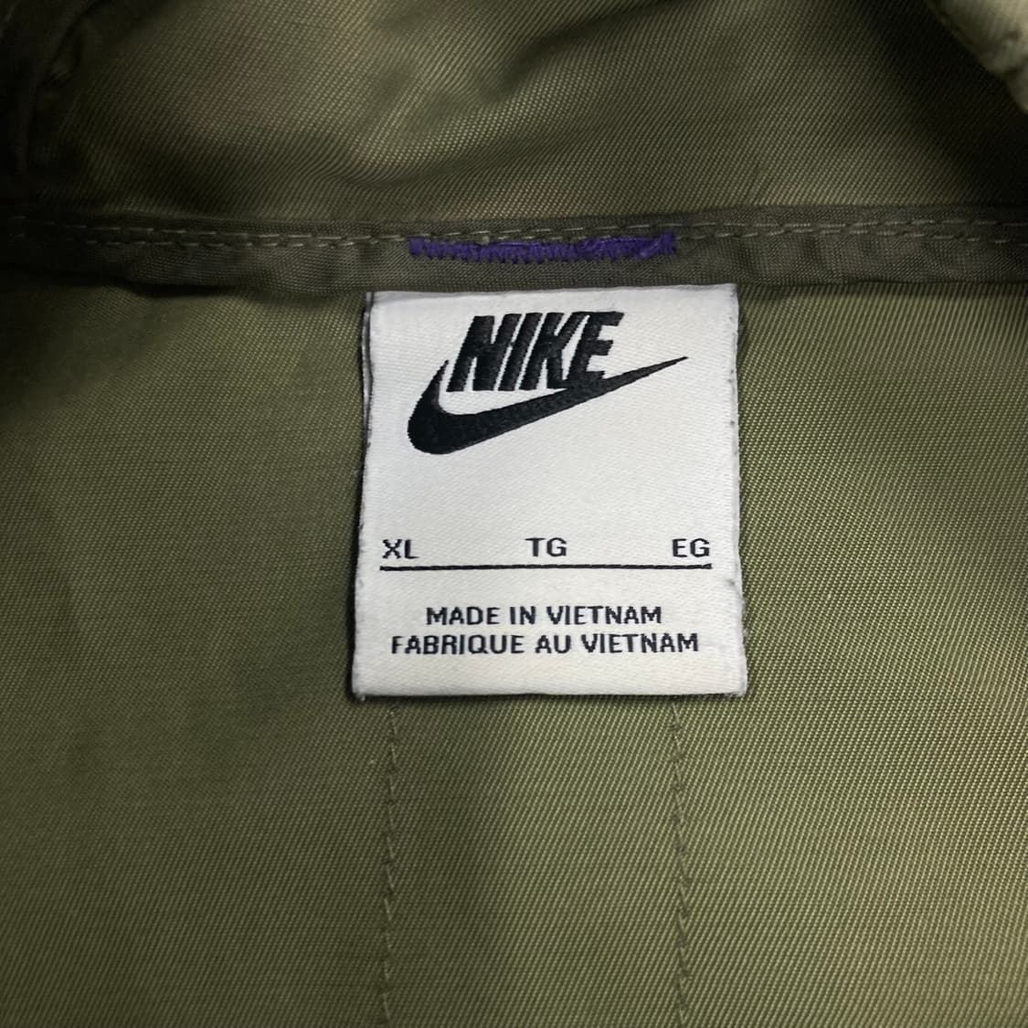 나이키 카키 컬러 스우시 스몰 로고 바람막이 아노락 상품이미지3