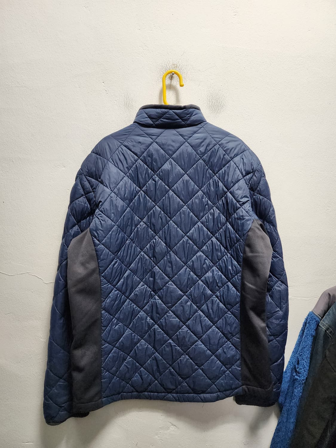 몽벨 플라즈마 다이아몬드 퀼팅 경랭패딩 XXL 상품이미지2