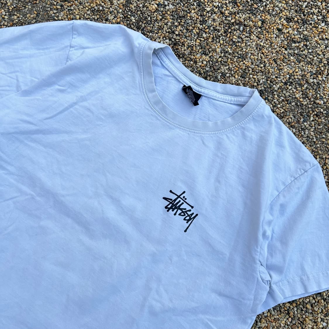 스투시(Stussy) 화이트 로고 반팔티 상품이미지3