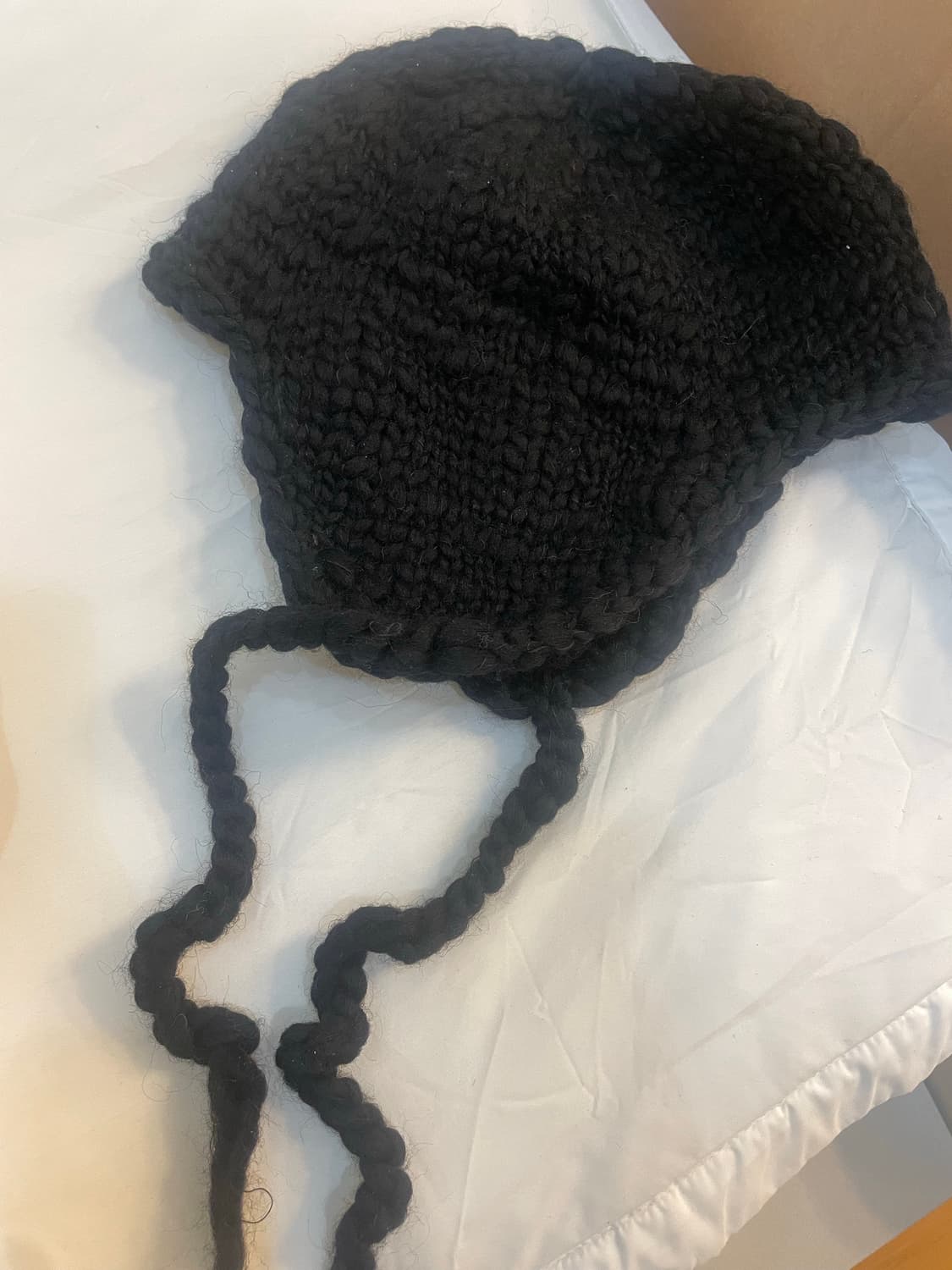 비비안웨스트우드 가죽패치 이어플랩비니 블랙 F 상품이미지2