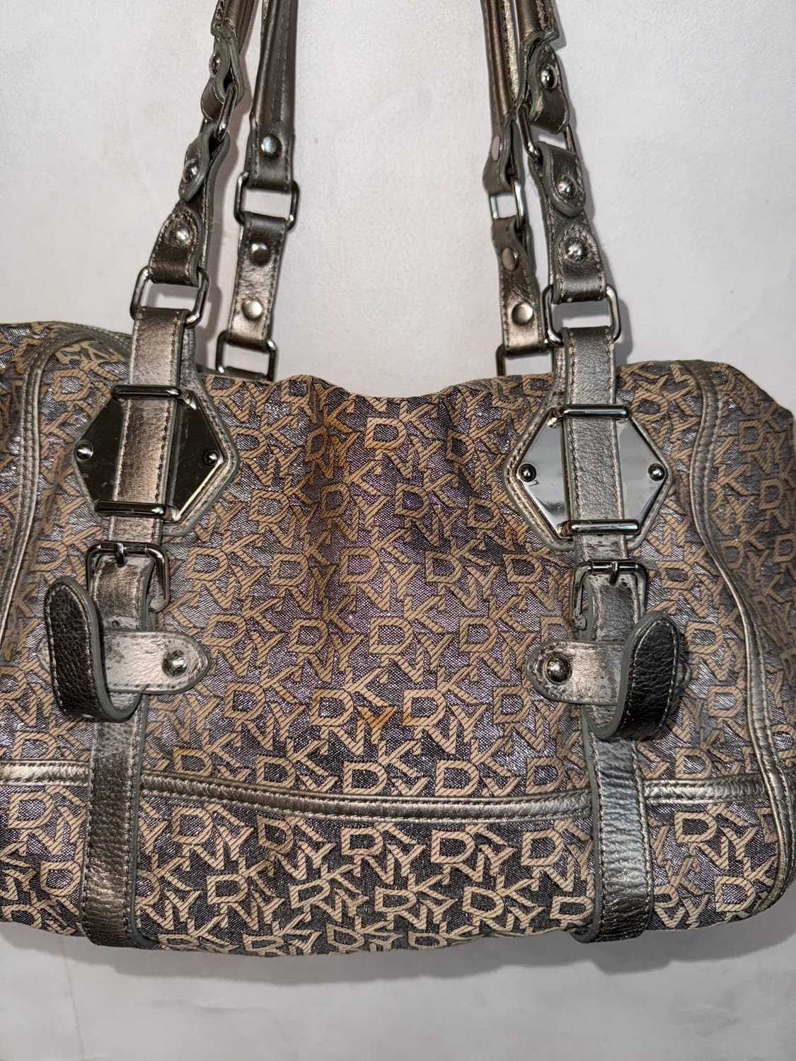 DKNY metal silver logo buckle tote bag 상품이미지5