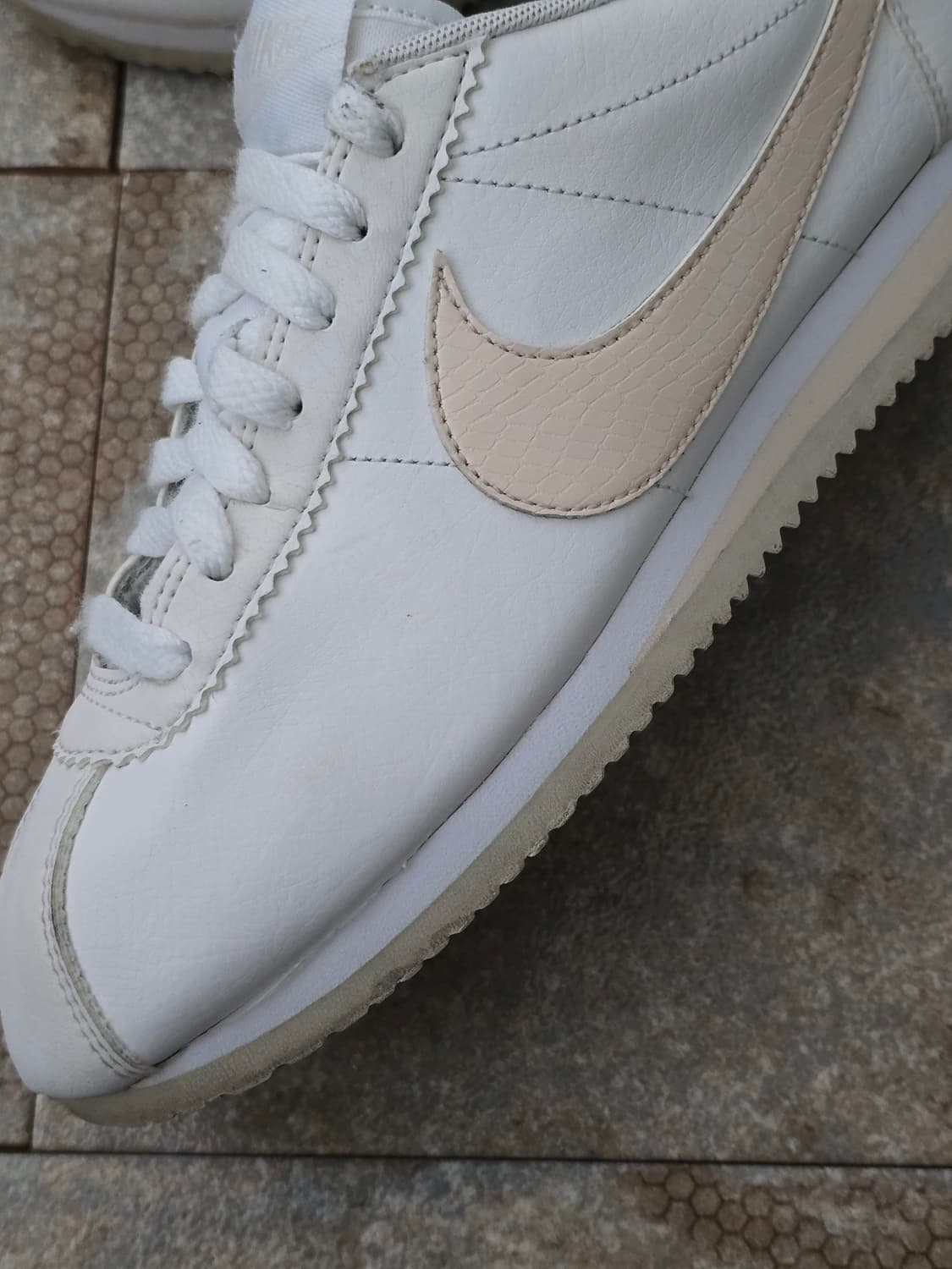 (240)나이키 코르테즈 구아바 아이스  상품이미지3