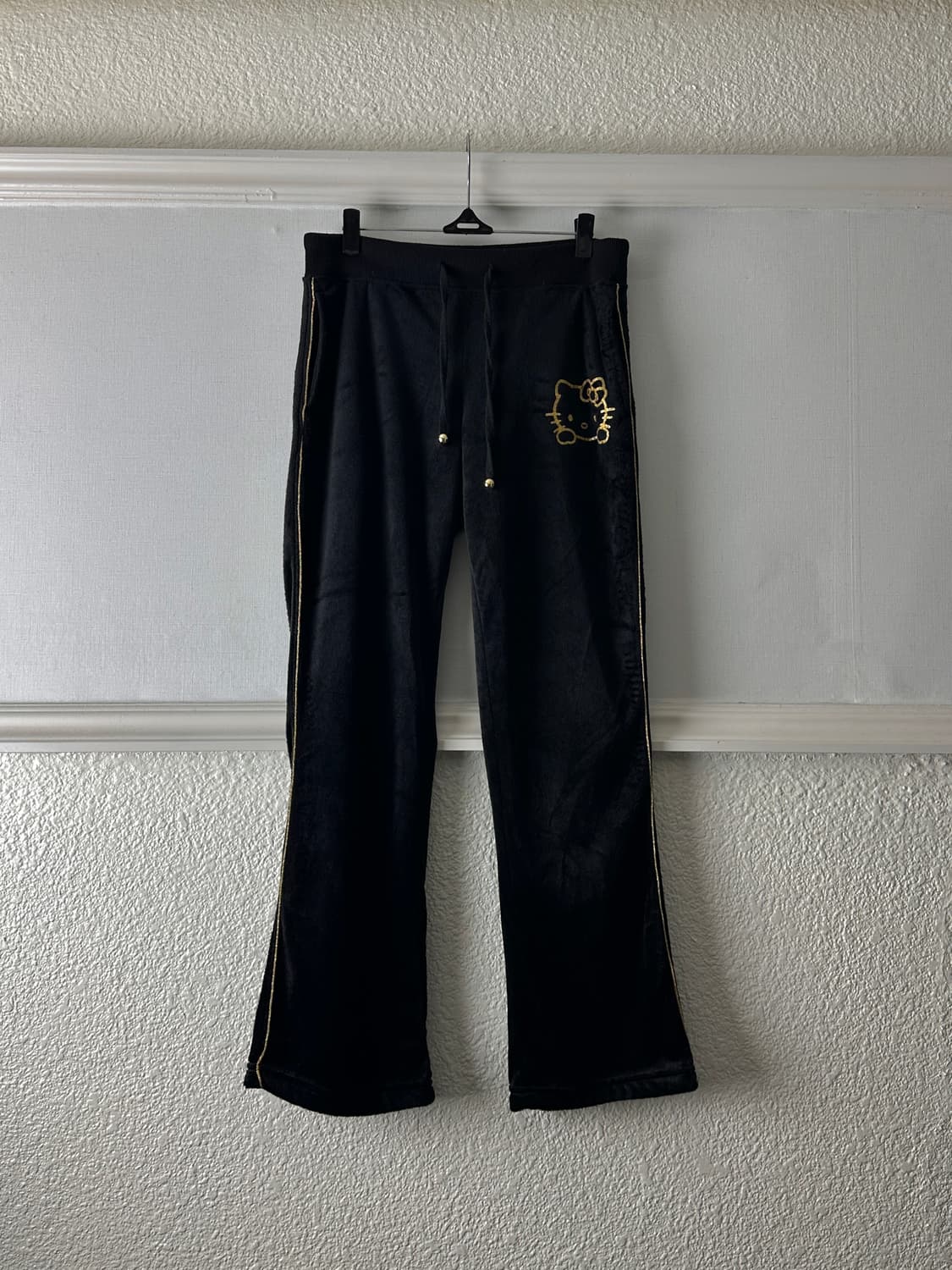 Hello Kitty 폴카 도트 골디 벨루아 셋업 상품이미지9